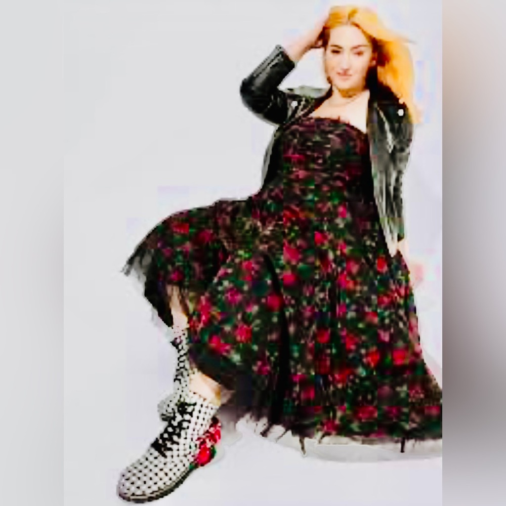 🌹🌹🌹 BETSY JOHNSON TORRID Collaboration- Strapless Tulle Ruffle Maxi Tea Gown 🌹🌹🌹